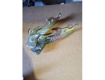 Петля капота прав. Toy/ Carib,Corolla,Sprinter/ AE9#,CE9#,EE9#/ -95.08г./ к.т.№