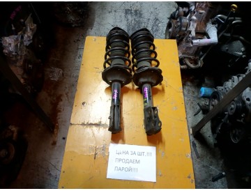 Стойка прав.перед. Toy/ Sienta/ NCP81/ к.т.№00000