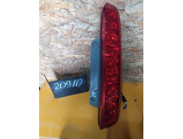 Фонарь прав. (стоп) Toy/ Isis/ ANM10G,ANM10W,ANM15G,ANM15W,ZNM10G,ZNM10W/до 04.2007г./ к.т.№81580-44170 или 81580-44190