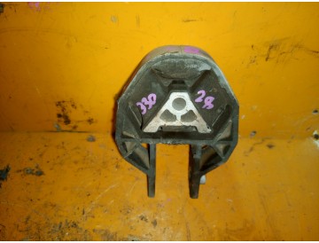 Подушка задняя Volvo/ S40,V50,C30/ MS20,MS21,MS38,MS43,MS66,MS68,MH68,MS75,MS76,MS77,MW20,MW21,MW38,MW43,MW66,MW68,MJ68,MW75,MW76,MW77,MK20,MK38,MK43,MK67/ к.т.№9487349 