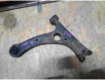 Рычаг прав.перед. Toy/ Allion,Premio,Wish,Corolla,Fielder,Allex,Caldina,Spasio,Will VS,Wish/ NZE121,NZE124,NZE127,NZE141,ZRE142,AZT240,AZT241,ZZT240,ZZT241,ZZT245,ZNE10,ZNE14,ZGE20G/ к.т.№48068-13010