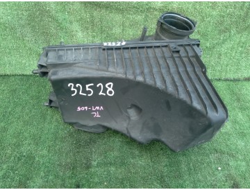 Корпус возд. фильтра VolksWagen/ Touareg/ 3,2 литра/ 2003г./ к.т.№7L6129607BH