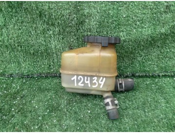 Бачок насоса ГУР Toy/ Corona,Carina,Caldina,Nadia/ ST210,215,195,198T191,SXN10 (D4)/ 96.08.-02.09/