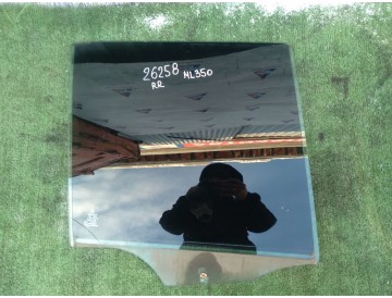 Стекло прав.зад. Mercedes Benz/ ML320,ML230,ML270,ML400,ML430,ML350,ML500,ML55/ W163/ к.т.№A1637350210