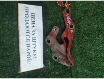 Петля капота прав. Toy/ Celica/ ZZT230,ZZT231/ к.т.№53410-20280