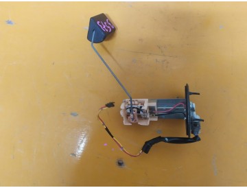 Датчик уровня топлива Toy/ Ipsum,Isis,Noah,Voxy/ ACM26,ZNM10,ANM10,ANM15,AZR65,ZRR75/ к.т.№83320-49185