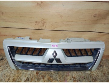 Решетка MMC.Pajero/ V63W,V65W,V68W,V73W,V75W,V77W,V78W/ после 10.2002г./ к.т.№MN117202WA