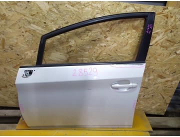 Дверь лев.перед. Toy/ Prius/ ZVW30/ к.т.№67002-47070