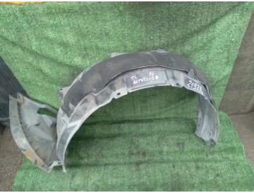 Подкрылок лев. Toy/ Avensis/ AZT250,AZT251/ после 2006.06г./ к.т.№53876-05061 / 53876-05060