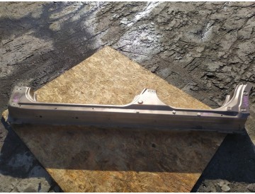 Порог лев. Hon/ CR-V/ RD5,RD7/ к.т.№04641S9A305ZZ