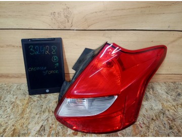 Фонарь прав. (стоп) Ford/ Focus III/ CB8/ до 07.2015г./ Хэчбэк/ к.т.№1825318 или 1825319