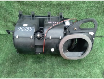 Моторчик печки BMW/ X5, 5-я серия/ E53.E39/ передний/ до 10.2006г./ к.т.№64118382305 или 64118385558