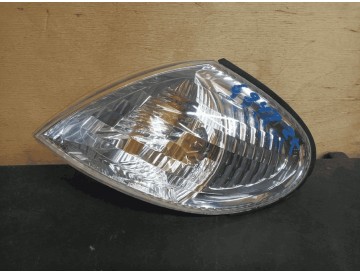 Габарит лев. Nis/ Bluebird Sylphy/ QG10,TG10,QNG10,FG10/ до 01.2003г./№3429/ фара с одной секцией/ к.т.№261354M600