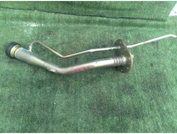 Горловина бензобака Toy/ Land Cruiser 100/ HDJ101,UZJ100/ к.т.№77201-60510 или 77201-60520