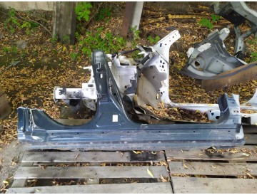 Порог прав. Nis/ Juke/ F15/ к.т.№000000