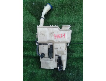 Бачок омывателя Ford/ Focus III/ CB8/ Хэчбэк/ к.т.№1817940 или 1818187