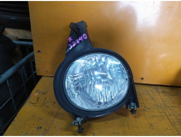 Противотуманка прав. Toy/ Alphard,Estima,Ipsum,Isis,Noah,Voxy,Rav4/ MNH10,ACR50,ACM21,ZNM10,ANM10,AZR60,ACA21/ к.т.№81210-42050