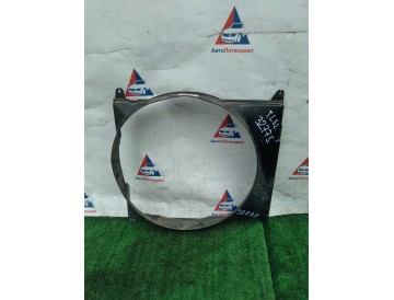 Диффузор радиатора Suz/TD62W,TL52W/ H25A,J20A/ к.т.№117761-77EA0