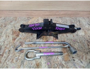 Домкрат Maz/ Atenza,Mazda 6/ GH5AS,GH5FS,GH5AW,GH5FW,GHEFW,GH5AP,GH5FP,GHEFP/ к.т.№C236-37-790