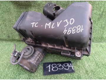 Корпус возд. фильтра Toy/ Camry,Windom,Lexus ES300/ MCV30/ к.т.№17700-20180 / 17700-20200