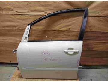 Дверь лев.перед. Toy/ Ipsum/ ACM21,ACM26/ к.т.№67002-44060