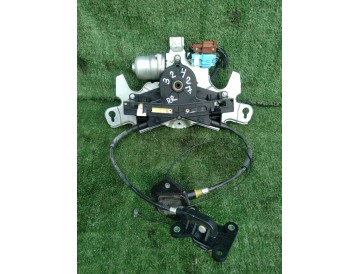 Доводчик двери прав.зад. Hon/ Freed/ GB3,GB4/ к.т.№72010SYYJ01